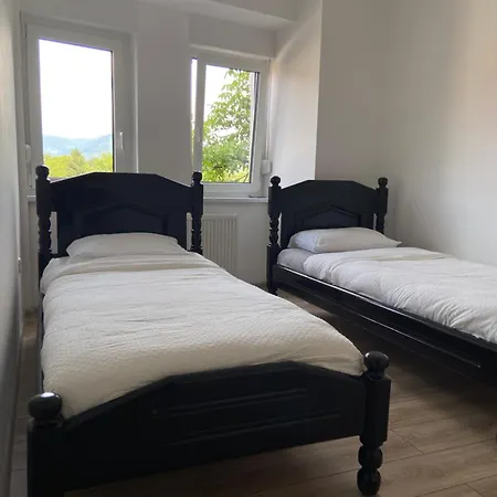 Apartment 7 -free Garage-