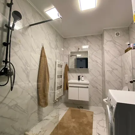 7 -free Garage- Apartman